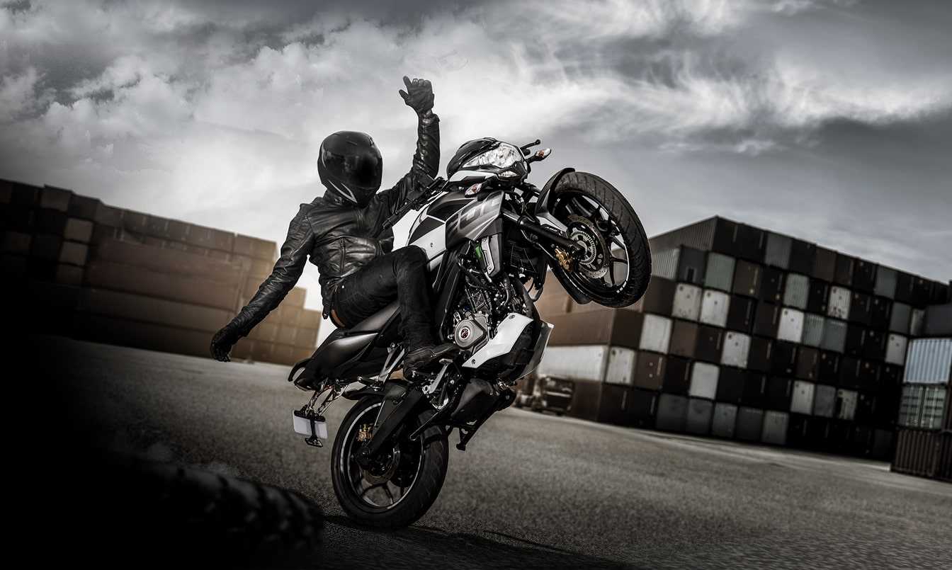 Pulsar NS 200 FI